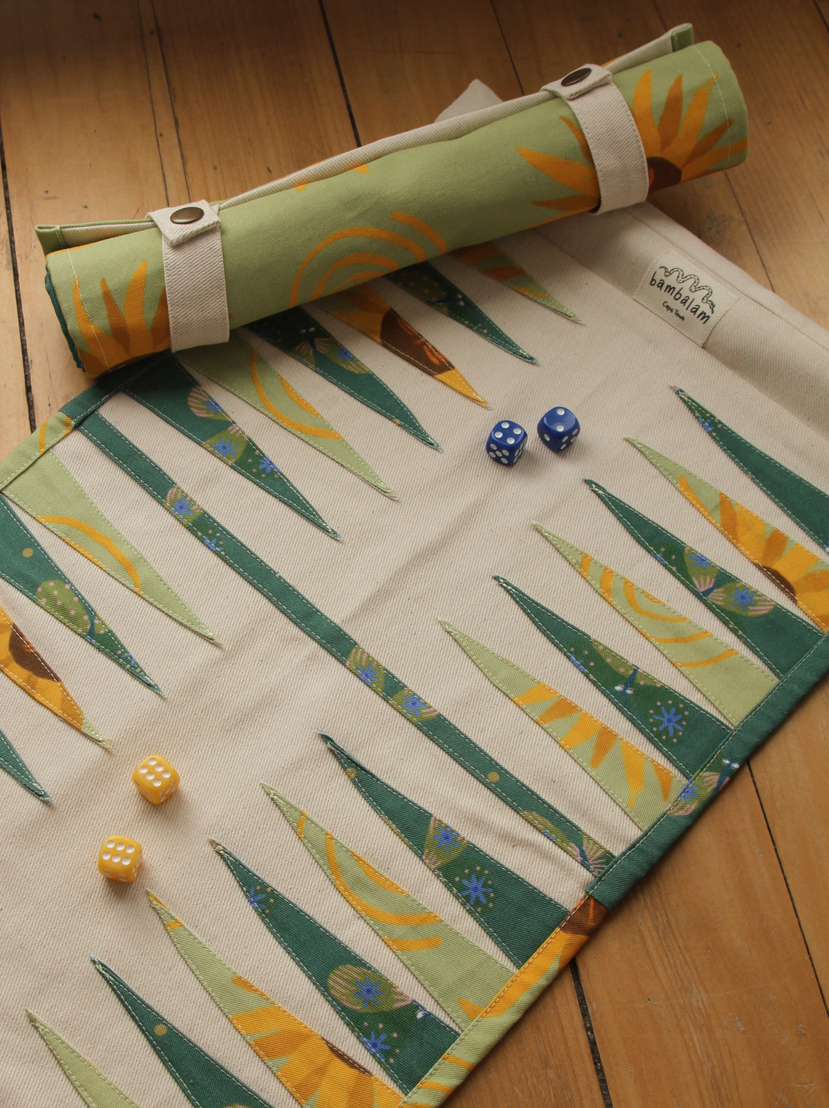 ‘Disco butterflies’ x ‘Sunflower’ backgammon