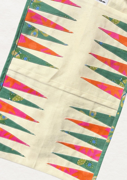 ‘Dot dot Disco’ x ‘Viva la Vulva’ Backgammonn