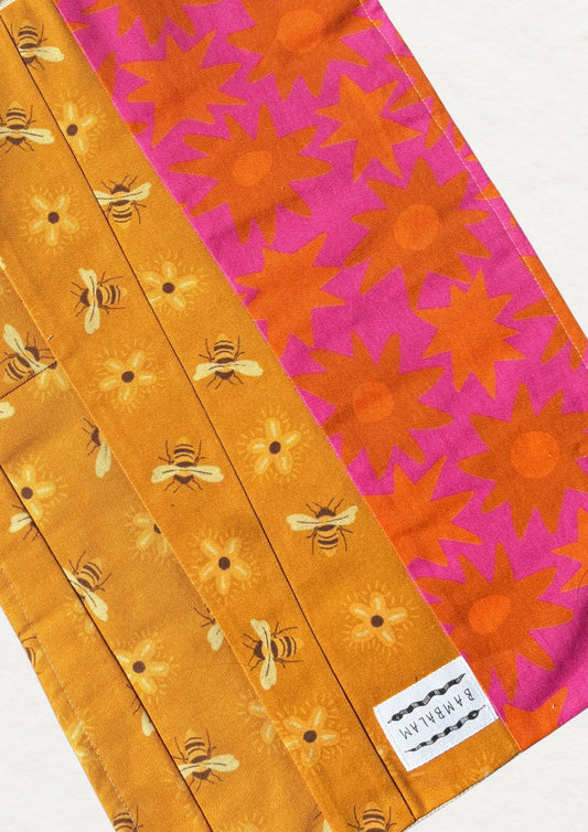 ‘Busy bees’ x ‘Viva la Vulva Backgammon