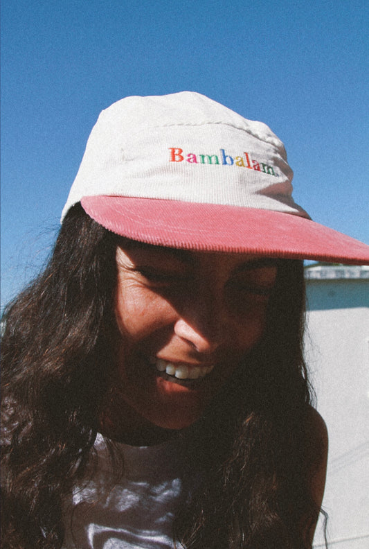 Gorra Rainbow Bambalam de 5 paneles, pana rosa