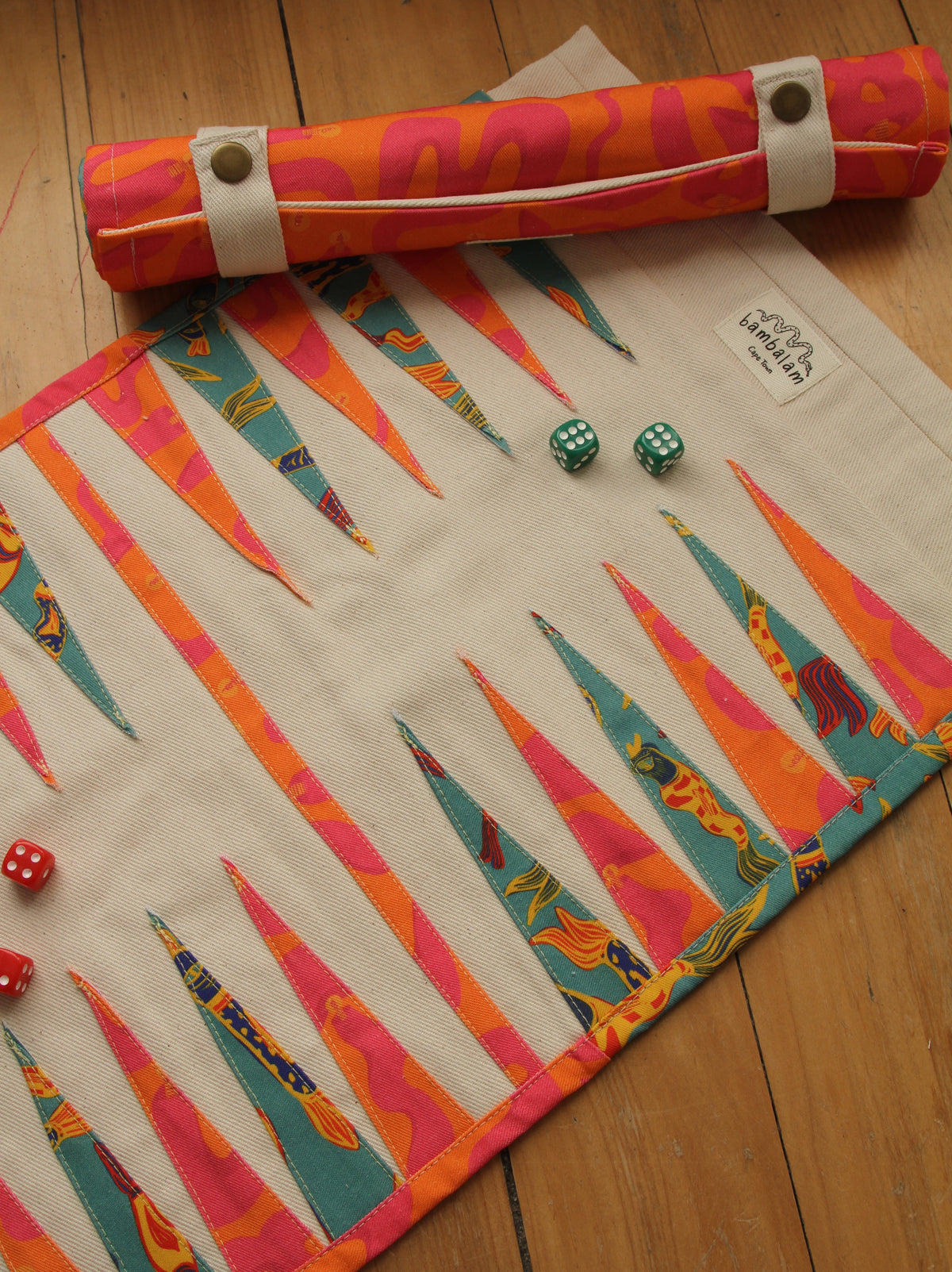 ‘Funky fish x Loopy lamps’ backgammon