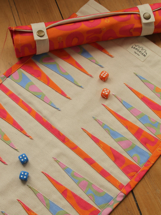 ‘Loopy lamps’ x ‘Oopsie daisies’ backgammon