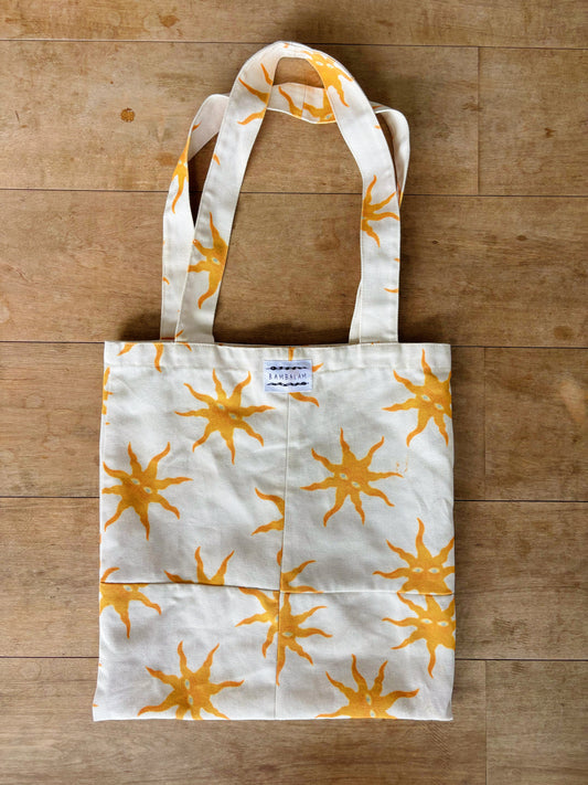 ‘Sun in the fun’ tote bag