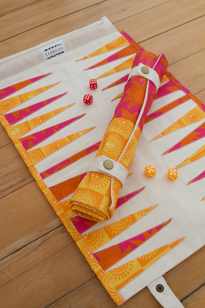 ‘Suspicous Suns’ x ‘Viva la Vulva Backgammon