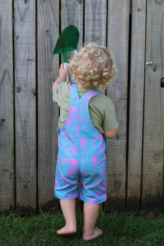 'Lazy Leopards' Kids short dungaree